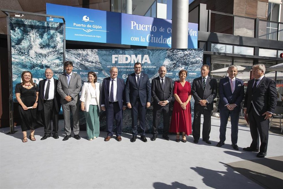 Foto de familia en la inauguración de la Feria de Muestras de Gijón, en el Recinto Ferial 'Luis Adaro', a 1 de agosto de 2025, en Gijón, Asturias (España). 