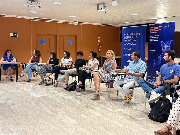 Culmina la deliberación del XXXIII Concurso de Proyectos Empresariales 'Murcia 1200' con 70.000 euros en premios