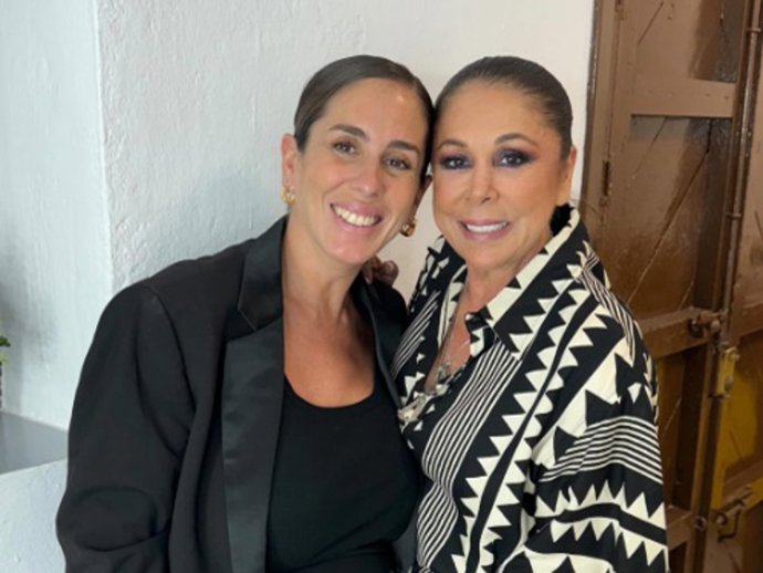 Anabel Pantoja felicita a Isabel Pantoja con un emotivo mensaje por su cumpleaños