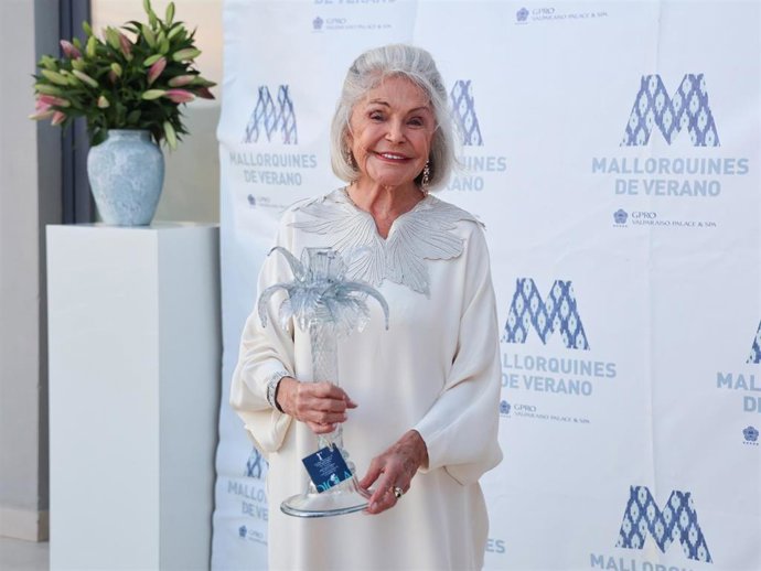 Beatrice de Orleans recibe el título de ‘Mallorquín De Verano 2025’