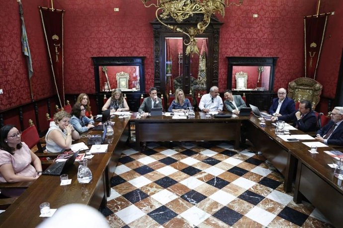 Imagen del Consejo de Administración de Mercagranada.