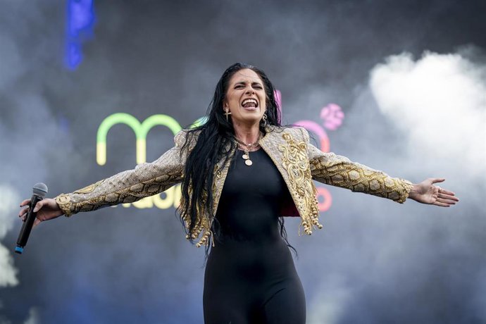 Imagen de archivo de la cantante María Peláe durante un concierto.