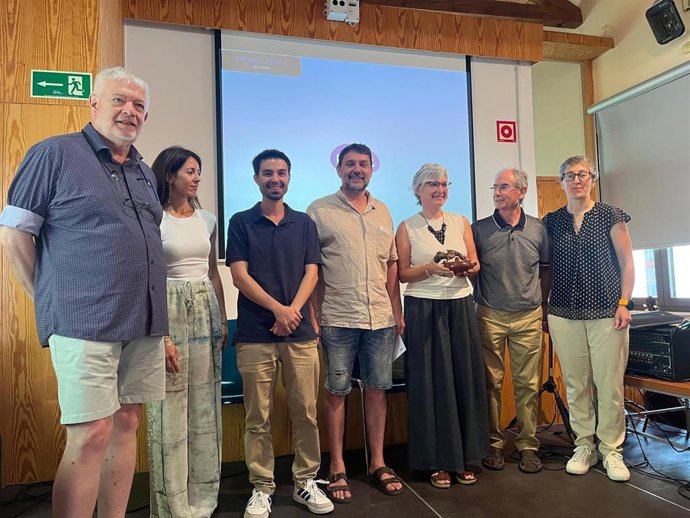 Ramon Sistac y Meritxell Nus (jurado), Pau Brunet (3º premio), Xavier Valls (2º), Esther Miralles (1º), Pep Coll y Joana Franch (jurado)
