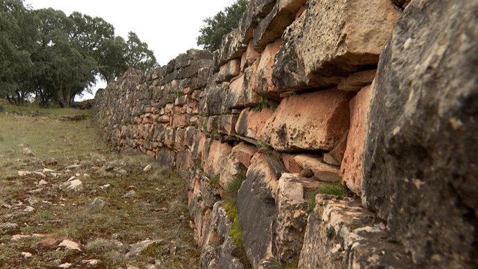 Archivo - El castro celtíbero de Castilviejo.