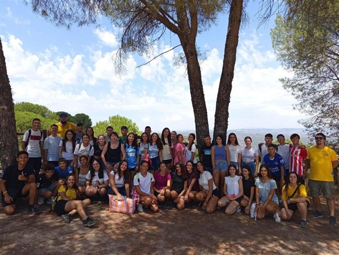 Fundación Iberdrola y Ayuntamiento de Medina Sidonia lanzan un programa de inmersión lingüística para estudiantes.
