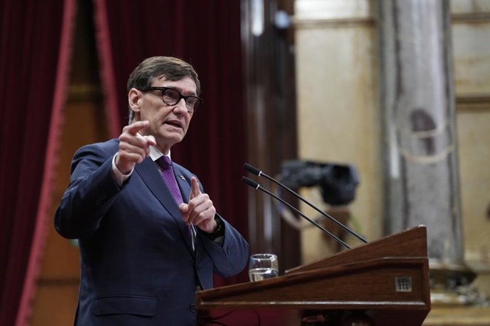 El president de la Generalitat durant una sessió plenària del Parlament al juliol