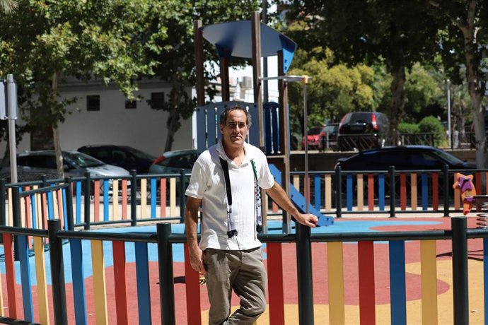 Hacemos Córdoba exige un plan de intervención urgente para  entoldar los parques infantiles de la ciudad.