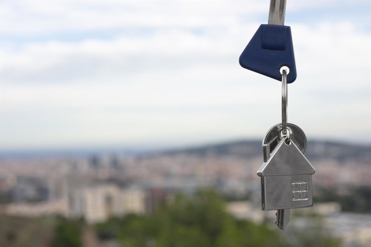 El Principado ordena retirar en apenas seis meses más de cien anuncios de pisos turísticos en plataformas digitales