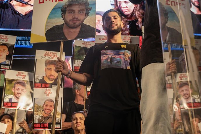 Concentración por la liberación de los rehenes israelíes en Tel Aviv 