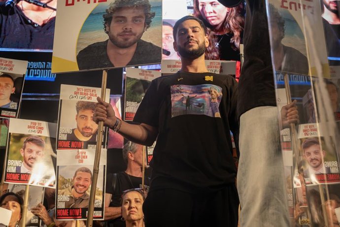 August 2, 2025, Tel Aviv, Israel: Eliya Cohen, a former hostage held in Hamas tunnels, is seen during a huge demonstration calling for the release of the hostages and en end to the war after 666 days in Gaza. Proesters staged a demonstration a few hours a