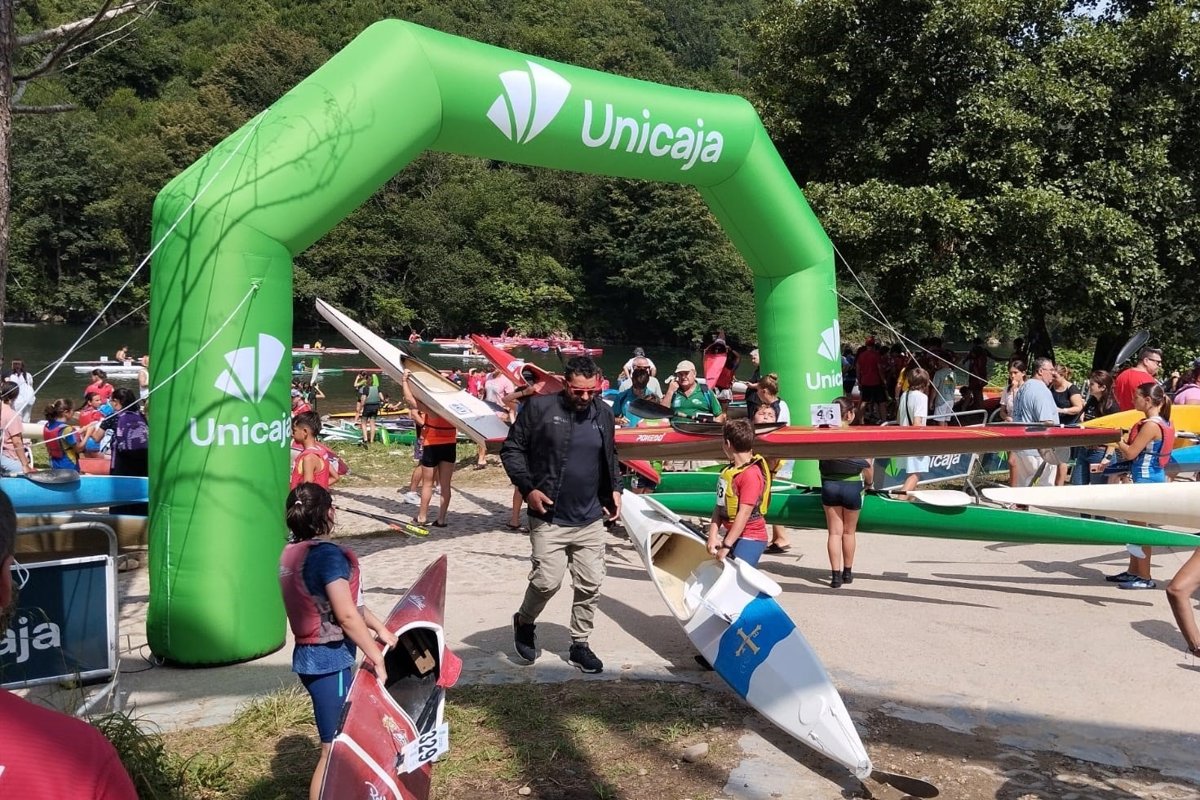 Unicaja patrocina el XX Trofeo Promoción Mini Sella, que reunirá a 400 jóvenes piragüistas el 6 de agosto en Ribadesella