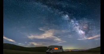 Perseidas sobre ruedas: la guía definitiva para vivir la lluvia de estrellas desde una autocaravana