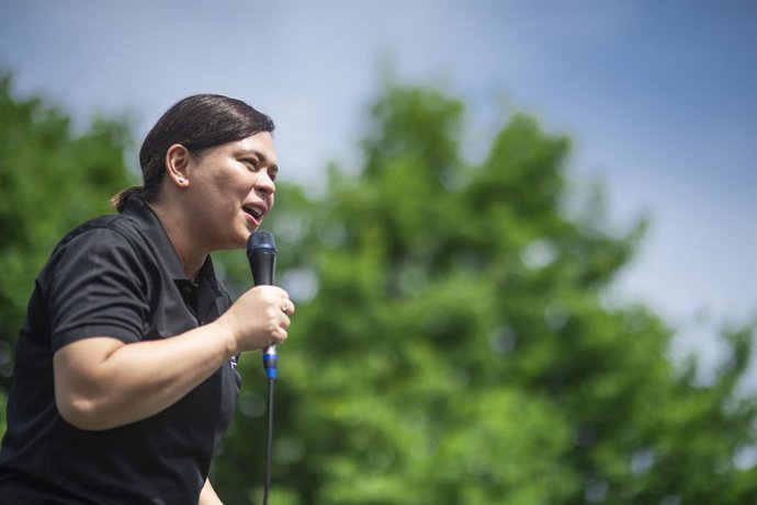 Archivo - May 31, 2025, The Hague, South Holland, Netherlands: Vice President of the Philippines Sara Duterte meets her father's supporters during a rally held for ex-President Rodrigo Duterte. The rally was held on the Koekamp. Vice President Sara Dutert