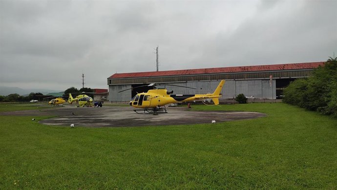 Archivo - Helicóptero en La Morgal.