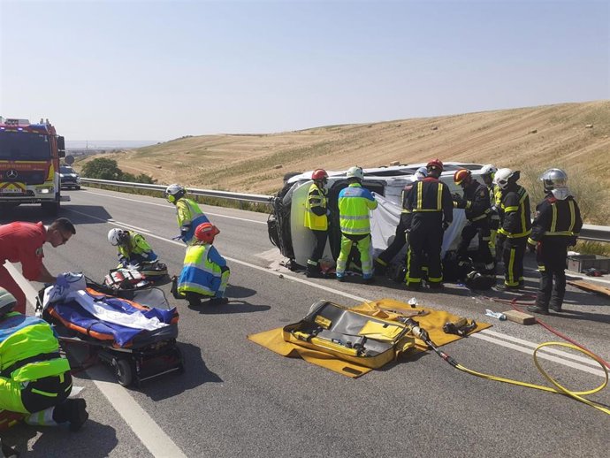 Herido grave un joven de 19 años tras chocar de frente con un camión en Daganzo de Arriba