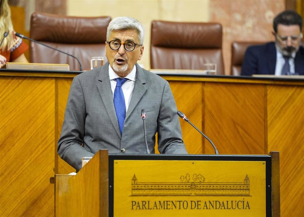 El secretario general del PSOE de Málaga y diputado autonómico, Josele Aguilar, en una imagen de archivo en el Parlamento. 