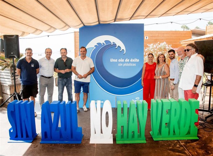 Archivo - Tuawa y Rototom baten el récord europeo en eliminación de plástico en un festival Reciclar los residuos plásticos generados