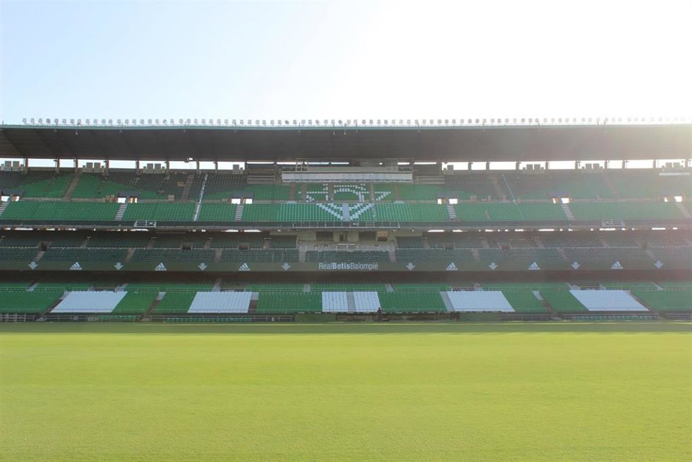 Grada de Preferencia del Estadio Benito Villamarín, que será demolida próximamente.