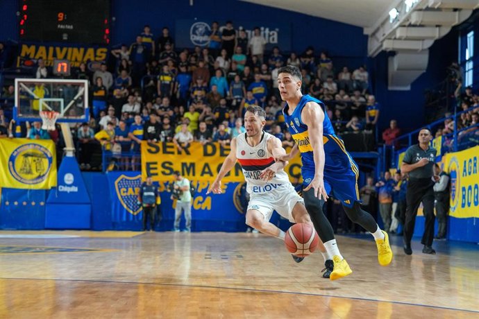 El jugador argentino José Ignacio Vildoza en un partido con Boca Básquet