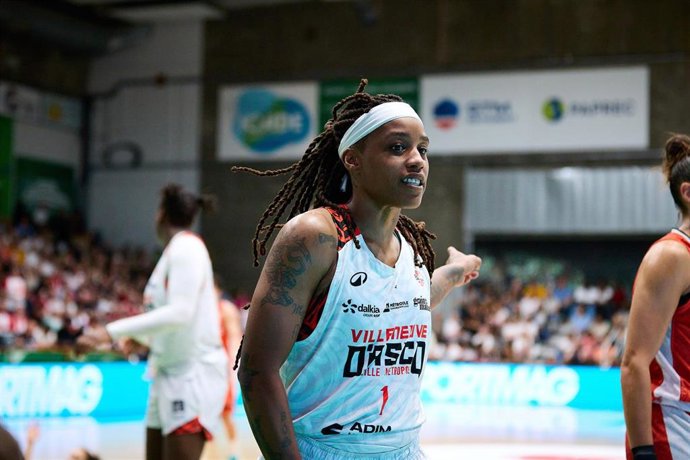 Archivo - Shavonte Zellous con ESB Villeneuve-d'Ascq