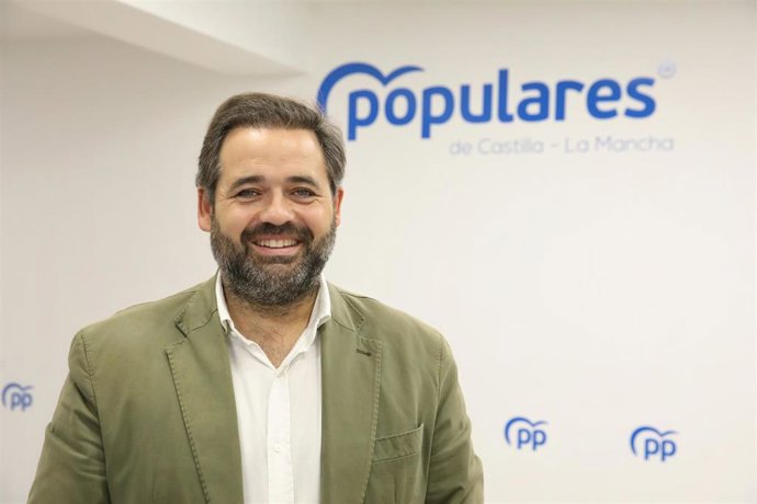 El presidente del PP de Castilla-La Mancha, Paco Núñez, en entrevista con Europa Press