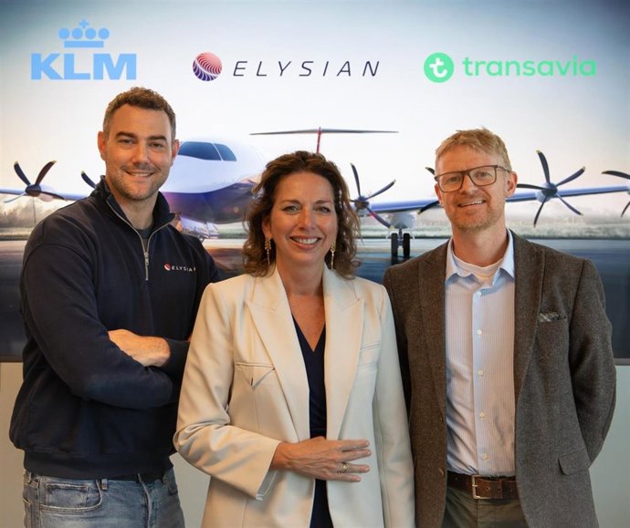 KLM y Transavia firman un acuerdo con Elysian para desarrollar tecnologías eléctricas de aviación.