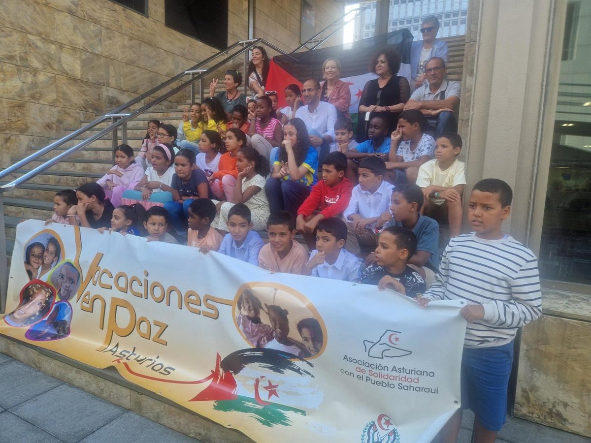 Asturias recibe a 97 menores saharauis en una nueva edición del programa  Vacaciones en paz 