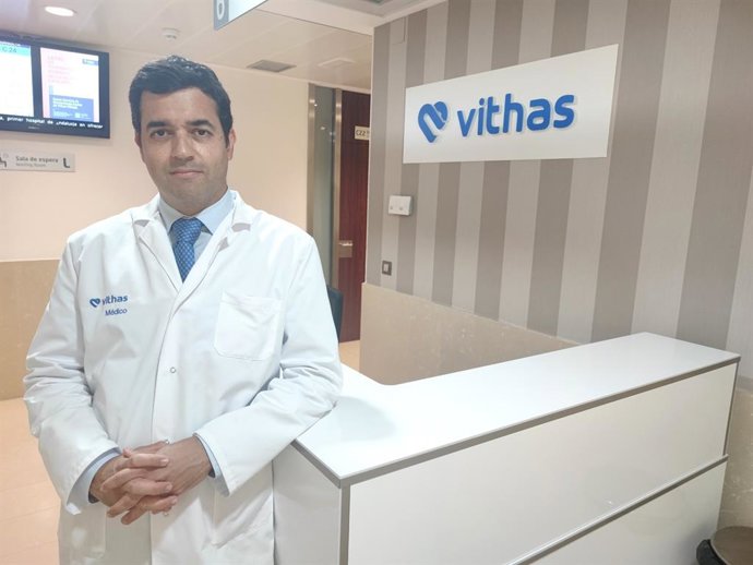 Dr. Álvaro Reyes. Traumatólogo Vithas Málaga