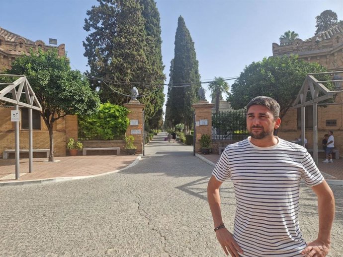 El portavoz del grupo municipal Con Podemos-Izquierda Unida, Ismale Sánchez.