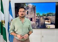Alcalá (Sevilla) impulsa la restauración del Molino de La Tapada con su limpieza y recuperación de elementos pictóricos