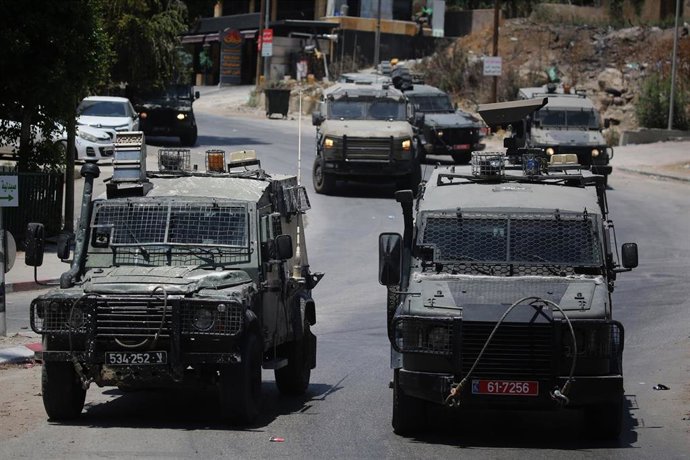 Fuerzas Armadas Israelíes realizan una redada en el territorio palestino de Nablús.