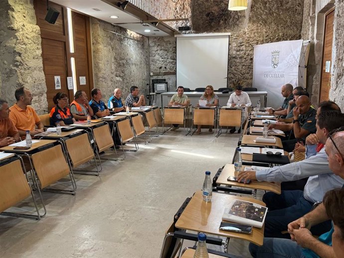 Un momento de la Junta de Seguridad, dentro del Placio de Pedro I de Cuéllar