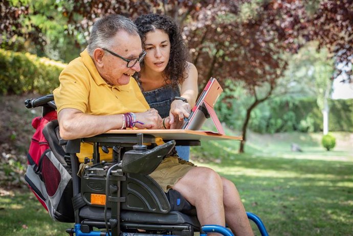 Archivo - El proyecto quiere mejorar la calidad de vida y promover la inclusión social de personas con discapacidad en proceso de envejecimiento.