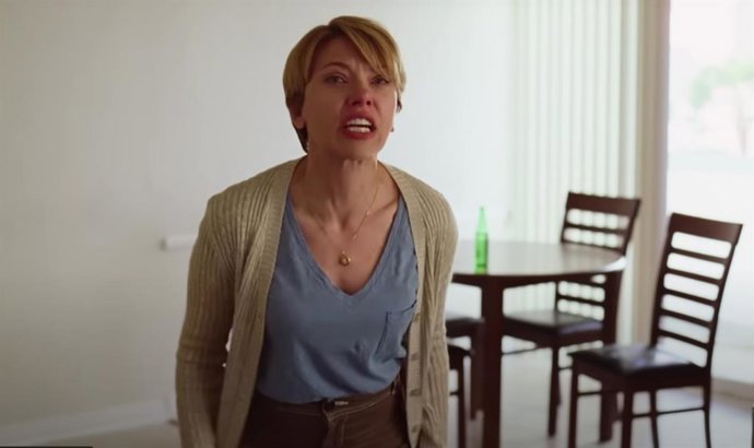 Usan la voz de Scarlett Johansson para espantar lobos