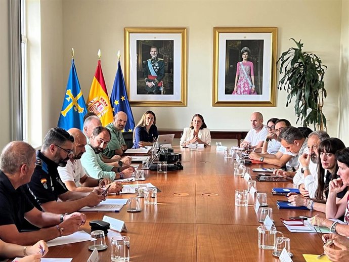 Lastra destaca el esfuerzo para mantener el Xiringüelu como “referente en seguridad y convivencia”