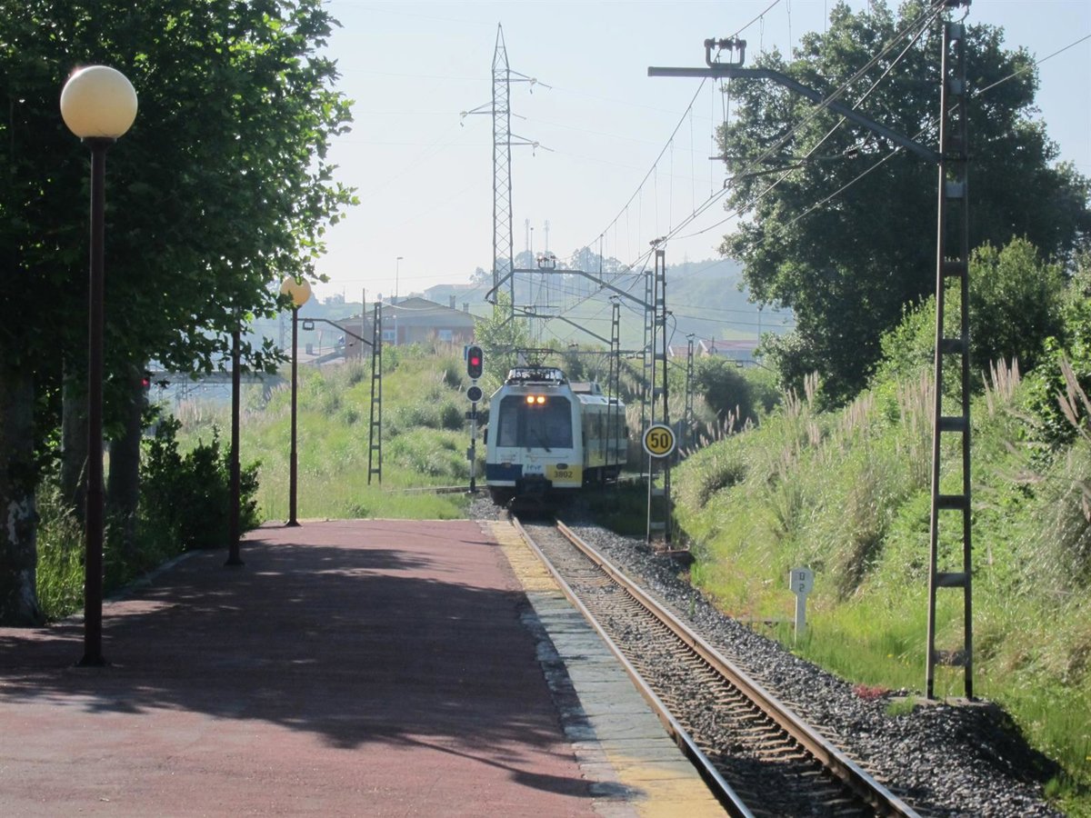 Interrumpida la circulación de trenes entre Solares y Orejo por una incidencia