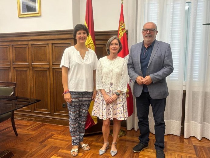 De izda a dcha, Lerma, Aparicio y Latorre en la Subdelegación del Gobierno en Soria