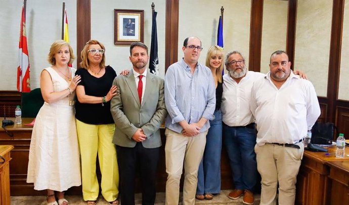 Nuevo equipo de Gobierno del Ayuntamiento de Salamanca con Antonio Cámara al frente.