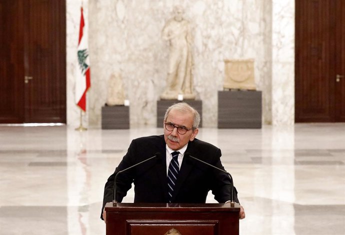 Archivo - BEIRUT, Jan. 14, 2025  -- Lebanon's newly appointed Prime Minister Nawaf Salam delivers his first speech as prime minister at Baabda Palace in capital Beirut, Lebanon, Jan. 14, 2025. Nawaf Salam vowed on Tuesday to start a new chapter in the cou