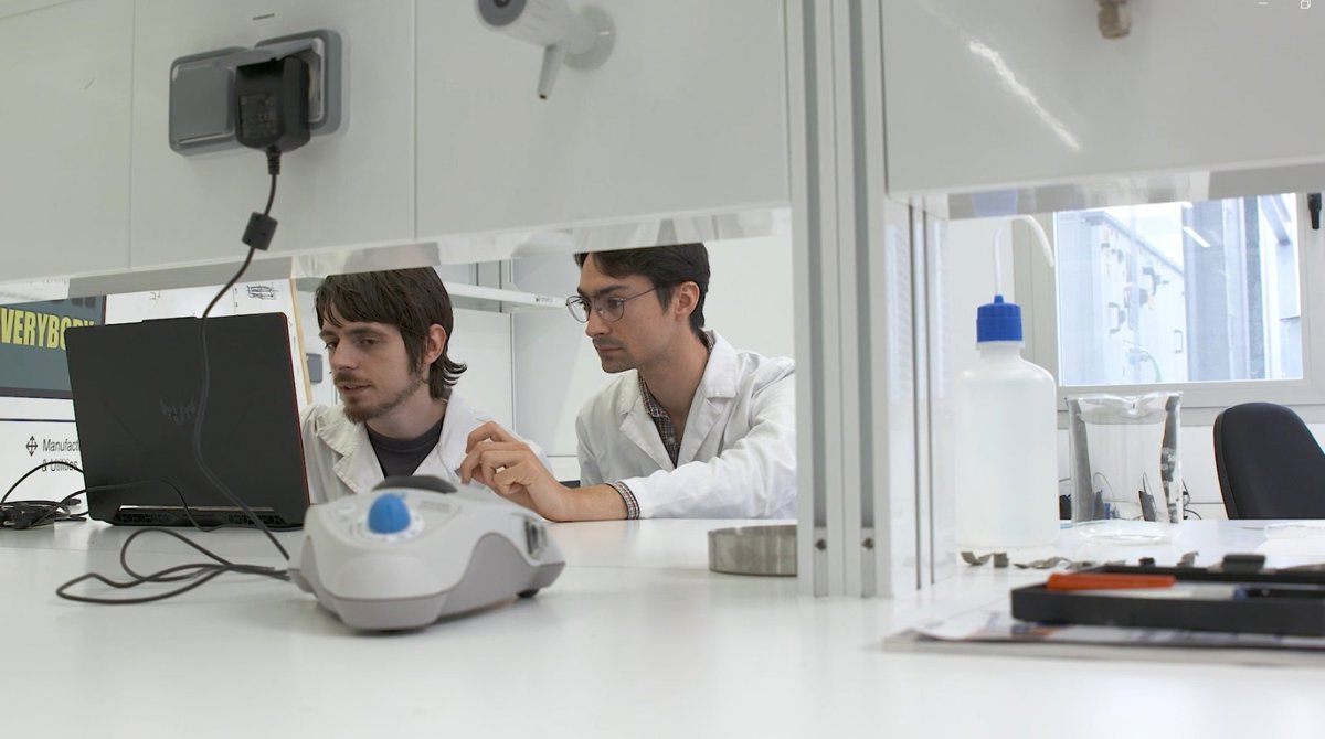 Extremadura lidera un proyecto científico europeo pionero para revolucionar la gestión térmica en la nanoelectrónica