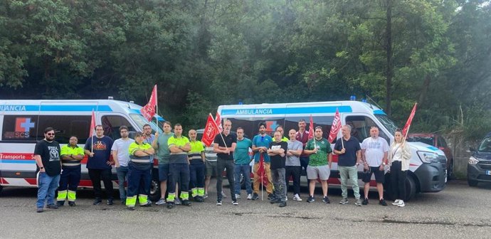 Archivo - Imagen de archivo de los paros en las ambulancias de DIAVIDA