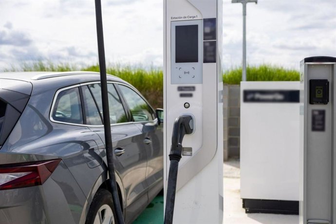 La red de infraestructuras de recarga pública alcanza los 47.593 puntos operativos hasta julio
