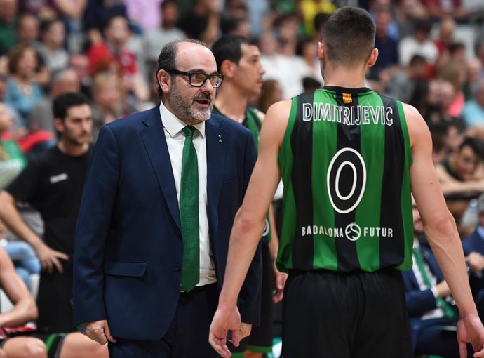 Trifón Poch en su época como entrenador ayudante en el Club Joventut Badalona