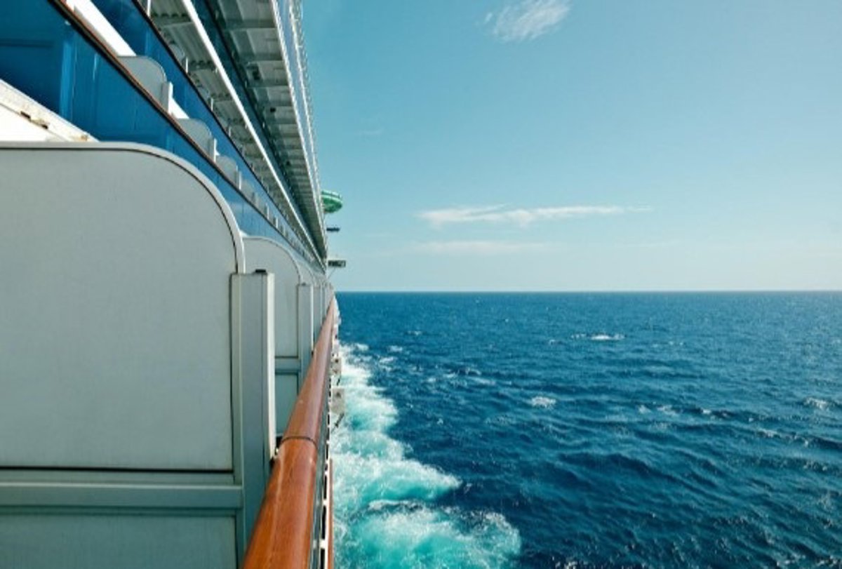 Viajar en ferry por el Mediterráneo: Rutas, experiencias y consejos