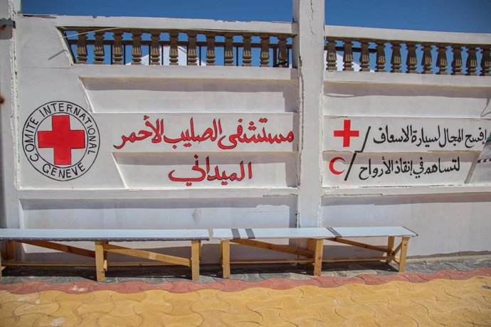 Archivo - May 16, 2024, Gaza Strip, Palestine: (INT)  A field hospital affiliated with Red Cross Providing Health to Palestinians. May 16, 2024, Gaza, Palestine: A field hospital affiliated with the Red Cross in Gaza is managed by their partners in the Pa