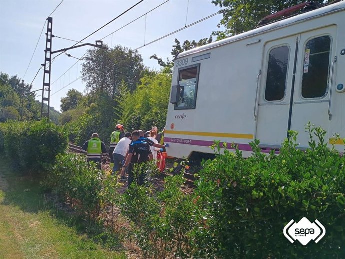 Accidente ferroviario en Pola de Siero en el que ha resultado herido un hombre.
