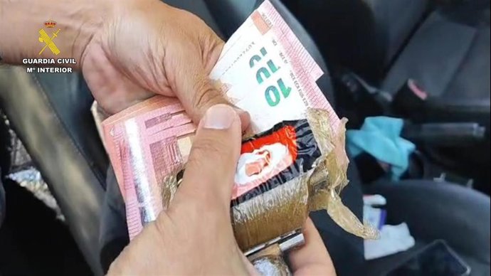 La Guardia Civil detiene a un conductor en la AP-68 en La Rioja por tráfico de drogas