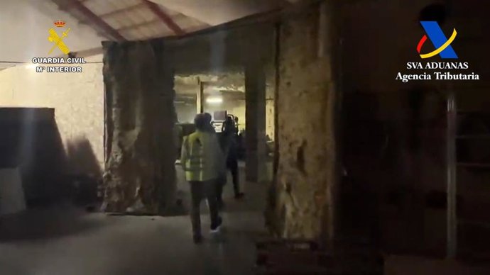 Operação da Guardia Civil em colaboração com o Serviço de Vigilância Aduaneira da Agência Tributária, na qual 18 pessoas foram libertadas.