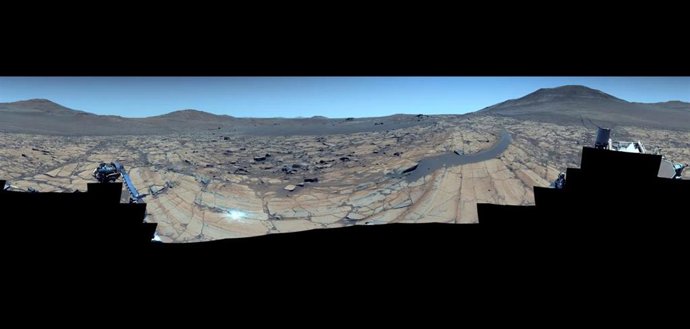Panorámica 'diurna' de Marte tomada por Perseverance