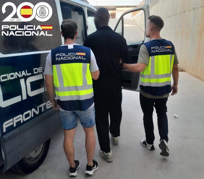 Um homem foi preso em Ibiza por deixar um hotel sem pagar mais de 17.000 euros por sua estadia.